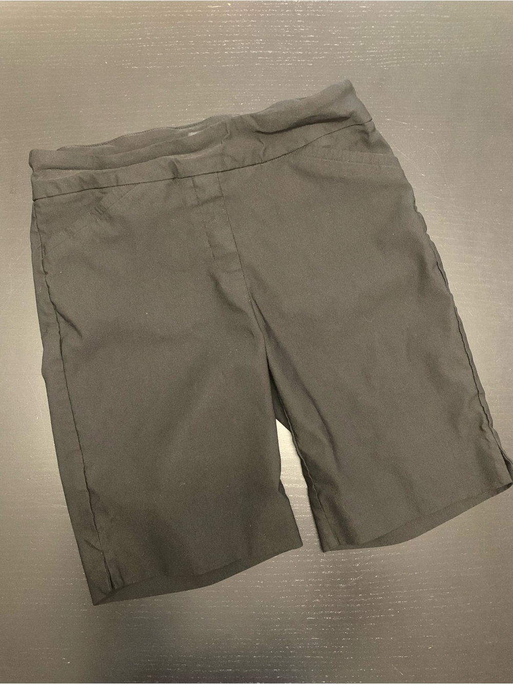 Hilary Radley Size 8 Black Bermuda Shorts